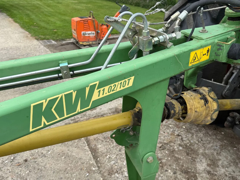 Krone KWT 11.02 / 10 Trein model - Tedder/ Rake: picture 3 Krone KWT 11.02 / 10 Trein model - Tedder/ Rake: picture 3