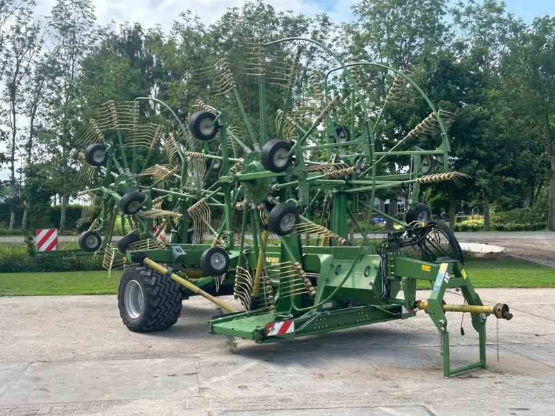 Krone Swadro 1400 Plus 4 Rotorhark Zwiller - Tedder/ Rake: picture 1 Krone Swadro 1400 Plus 4 Rotorhark Zwiller - Tedder/ Rake: picture 1