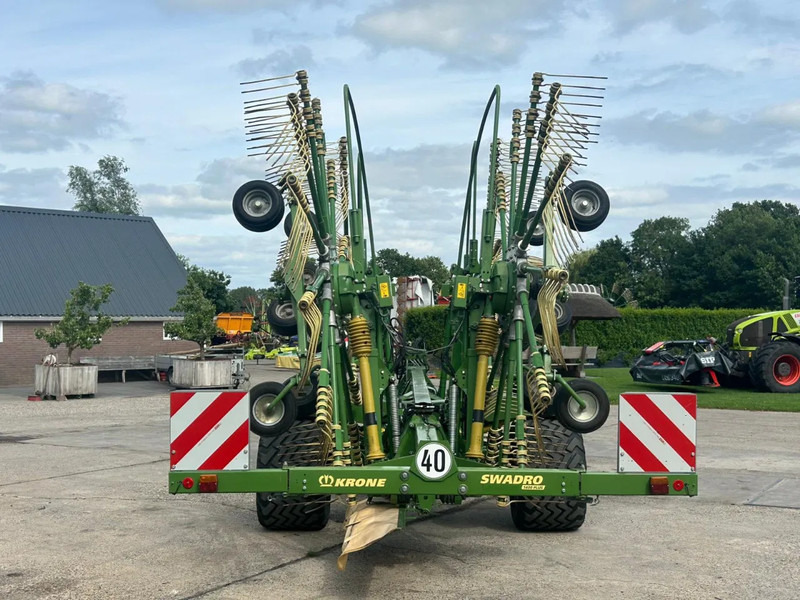 Krone Swadro 1400 Plus 4 Rotorhark Zwiller - Tedder/ Rake: picture 4 Krone Swadro 1400 Plus 4 Rotorhark Zwiller - Tedder/ Rake: picture 4