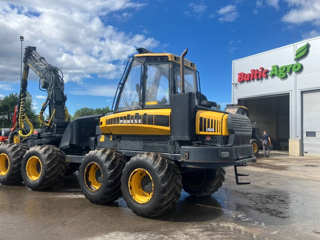 Ponsse Ergo 8W  - Forestry harvester: picture 4 Ponsse Ergo 8W  - Forestry harvester: picture 4