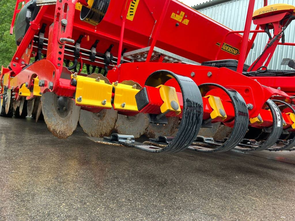 Combine seed drill Vaderstad Rapid RD400C: picture 11
