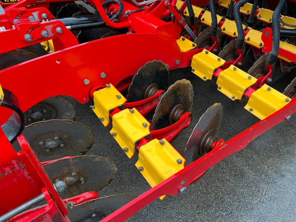 Combine seed drill Vaderstad Rapid RD400C: picture 6