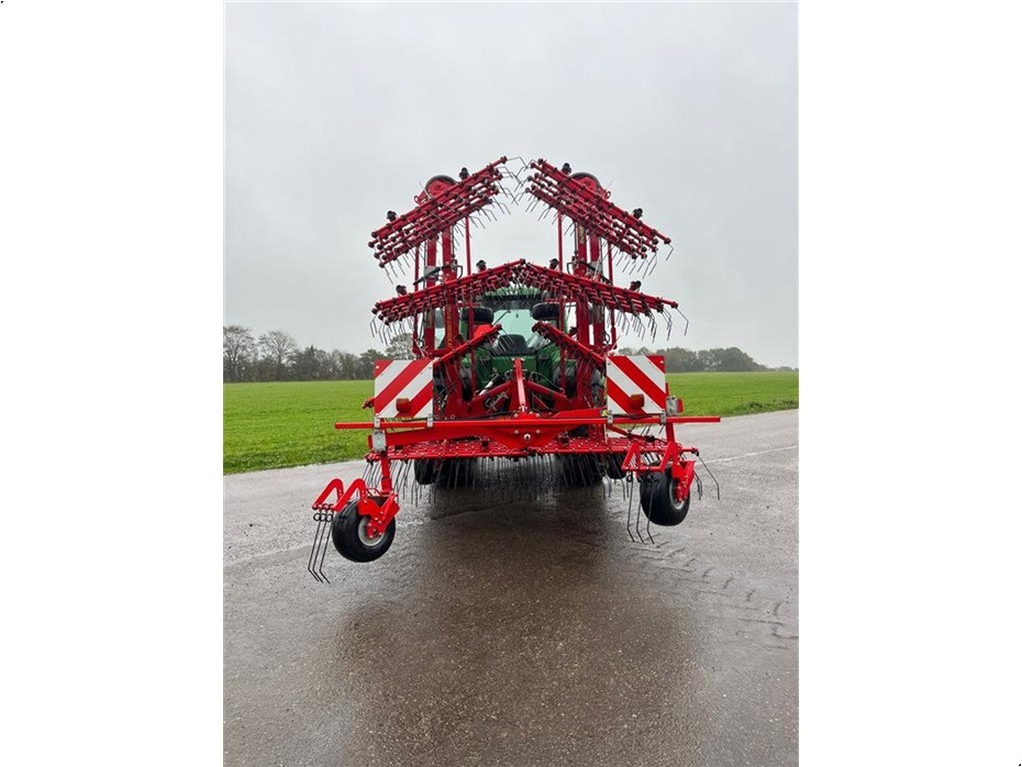 Einböck
Aerostar-Exact 1200 - Spring tine harrow: picture 2 Einböck
Aerostar-Exact 1200 - Spring tine harrow: picture 2