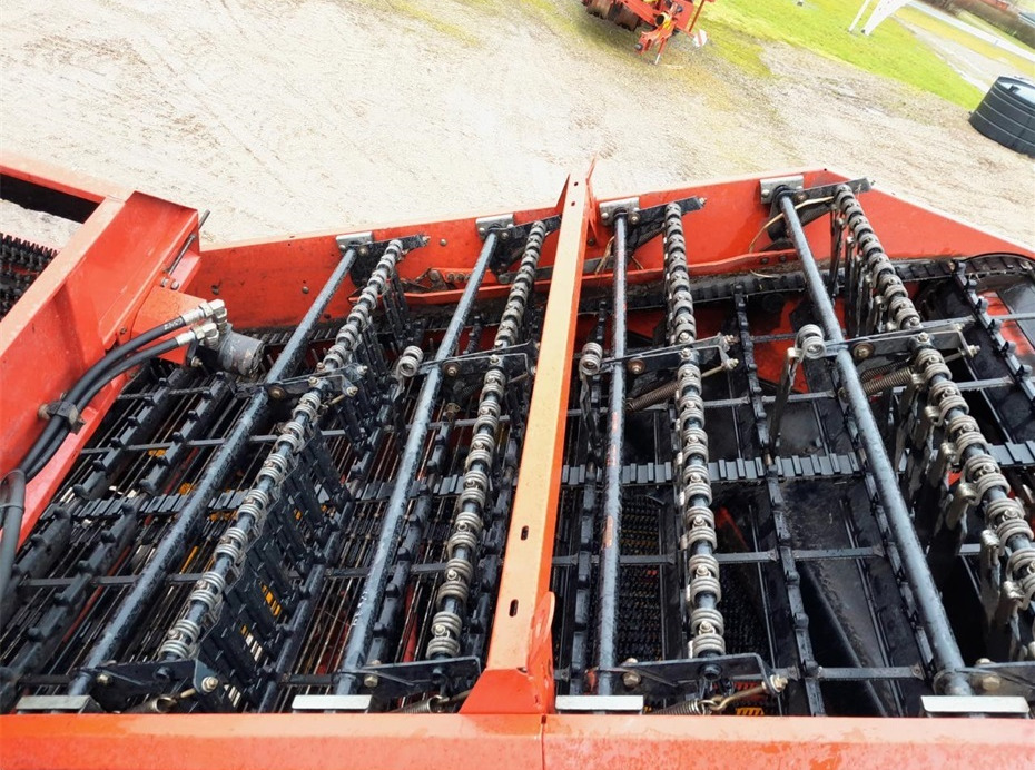 Potato harvester Grimme SE 150-60 NB: picture 9