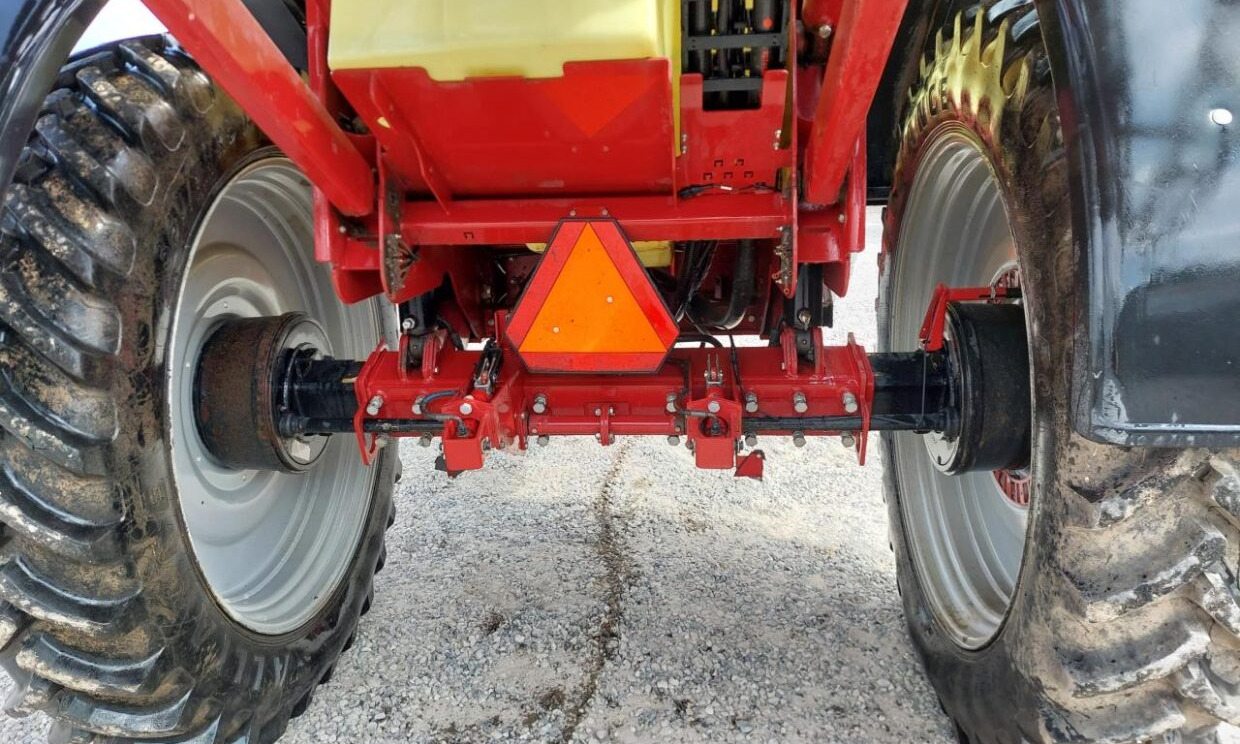 Hardi Commander 5500i -30m - Trailed sprayer: picture 5 Hardi Commander 5500i -30m - Trailed sprayer: picture 5
