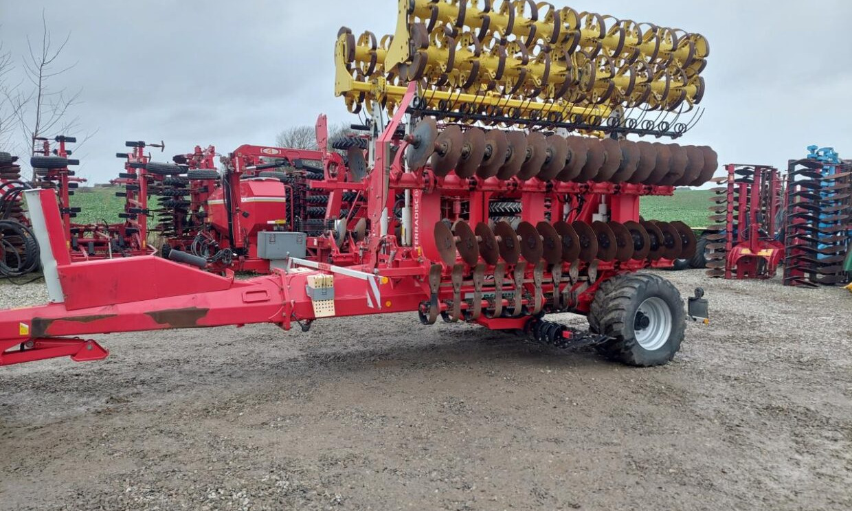 Pöttinger Terradisc 8001 T - Disc harrow: picture 1 Pöttinger Terradisc 8001 T - Disc harrow: picture 1