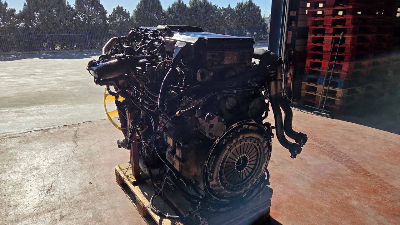 MERCEDES-BENZ ACTROS MP4 OM 471 LA EURO 6 - Engine for Truck: picture 4 MERCEDES-BENZ ACTROS MP4 OM 471 LA EURO 6 - Engine for Truck: picture 4