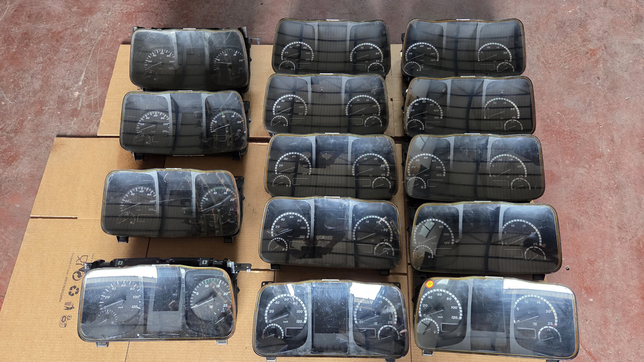 MERCEDES-BENZ INSTRUMENT PANEL ACTROS -ATEGO - Dashboard for Truck: picture 1 MERCEDES-BENZ INSTRUMENT PANEL ACTROS -ATEGO - Dashboard for Truck: picture 1