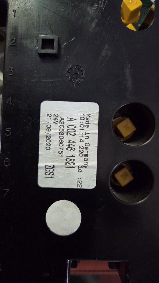 MERCEDES-BENZ INSTRUMENT PANEL MERCEDES ATEGO - Dashboard for Truck: picture 4 MERCEDES-BENZ INSTRUMENT PANEL MERCEDES ATEGO - Dashboard for Truck: picture 4