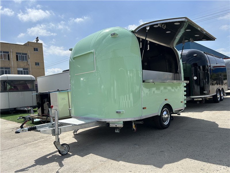 BBQ Burger Food Truck  Pizza Food Trailer - Vending trailer: picture 2 BBQ Burger Food Truck  Pizza Food Trailer - Vending trailer: picture 2