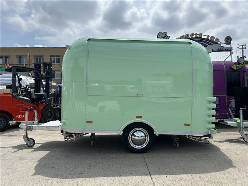 BBQ Burger Food Truck  Pizza Food Trailer - Vending trailer: picture 4 BBQ Burger Food Truck  Pizza Food Trailer - Vending trailer: picture 4