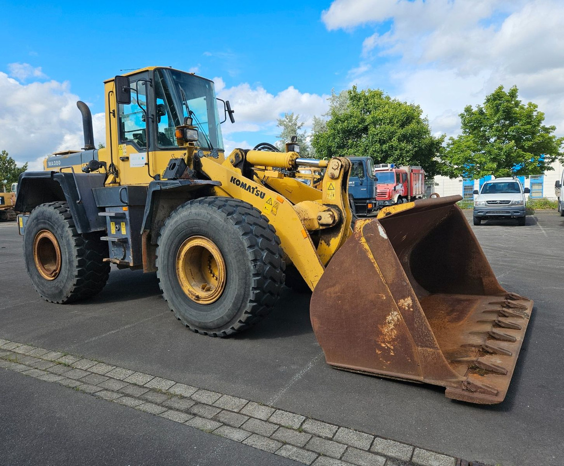 Komatsu WA 380-3 - Wheel loader: picture 4 Komatsu WA 380-3 - Wheel loader: picture 4