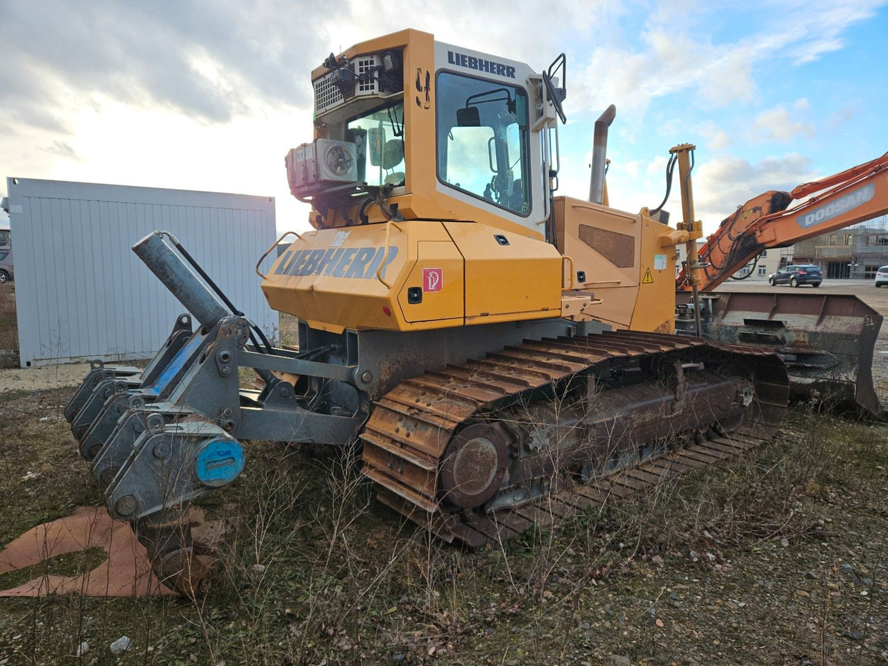 Liebherr PR 724 LGP mit Heckaufreißer, Moorlaufwerk - Bulldozer: picture 4 Liebherr PR 724 LGP mit Heckaufreißer, Moorlaufwerk - Bulldozer: picture 4