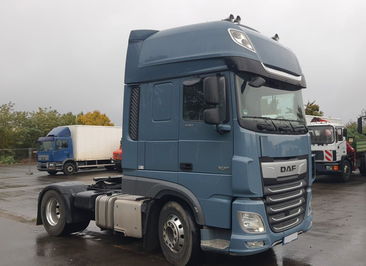DAF XF 530 SSC Kipphydraulik, Standklima, Retarder - Tractor unit: picture 1 DAF XF 530 SSC Kipphydraulik, Standklima, Retarder - Tractor unit: picture 1