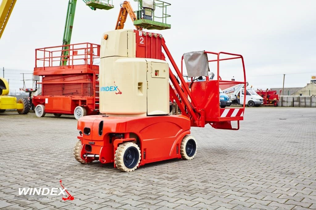 JLG TOUCAN T1010 - Vertical mast lift: picture 5 JLG TOUCAN T1010 - Vertical mast lift: picture 5