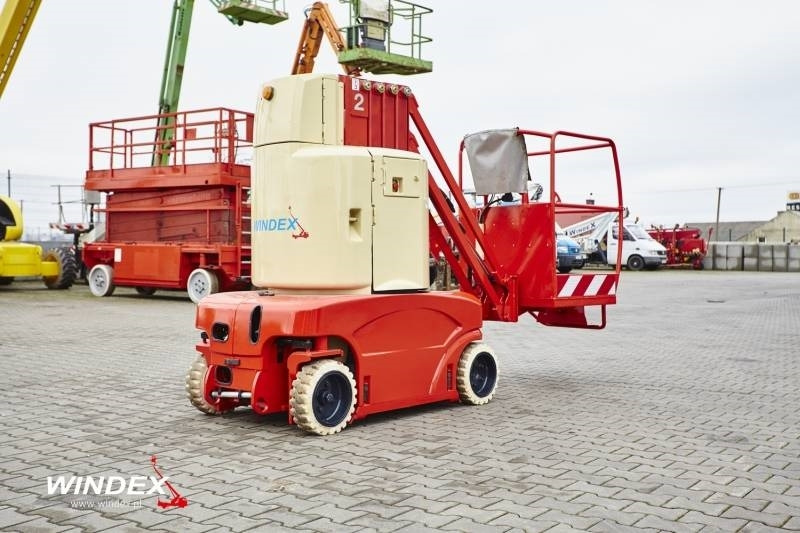 JLG Toucan 1010 - Vertical mast lift: picture 5 JLG Toucan 1010 - Vertical mast lift: picture 5