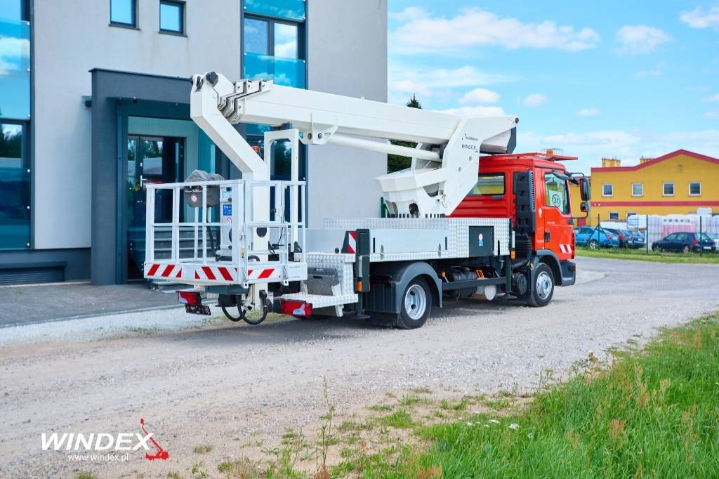 Ruthmann T 300 - Truck mounted aerial platform: picture 4 Ruthmann T 300 - Truck mounted aerial platform: picture 4
