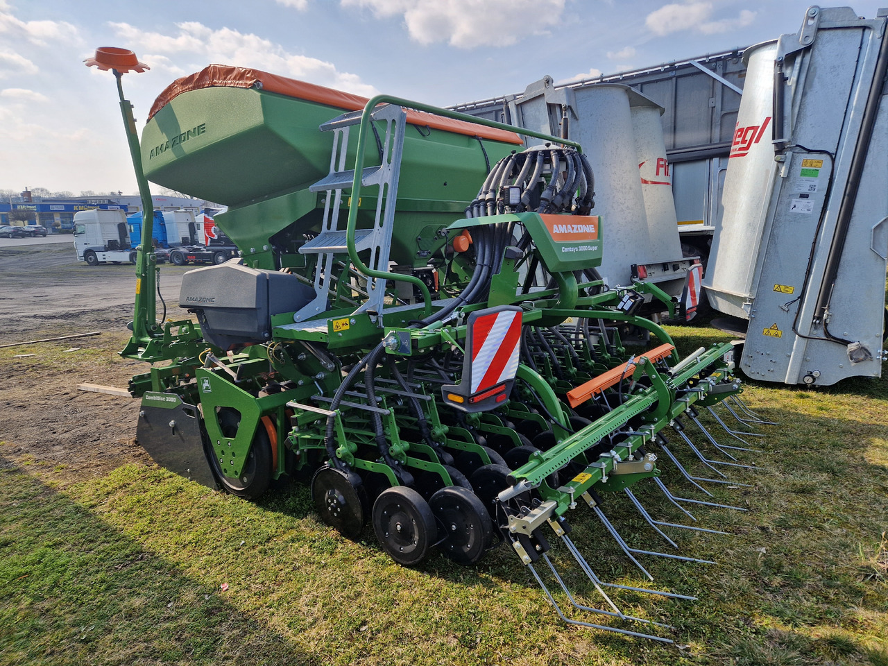 Amazone Centaya 3000 Super Harrow - Combine seed drill: picture 4 Amazone Centaya 3000 Super Harrow - Combine seed drill: picture 4