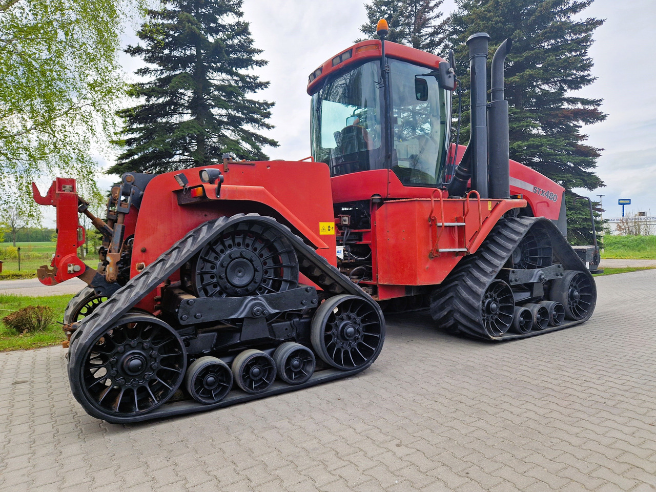 CASE 480 - Tracked tractor: picture 1 CASE 480 - Tracked tractor: picture 1