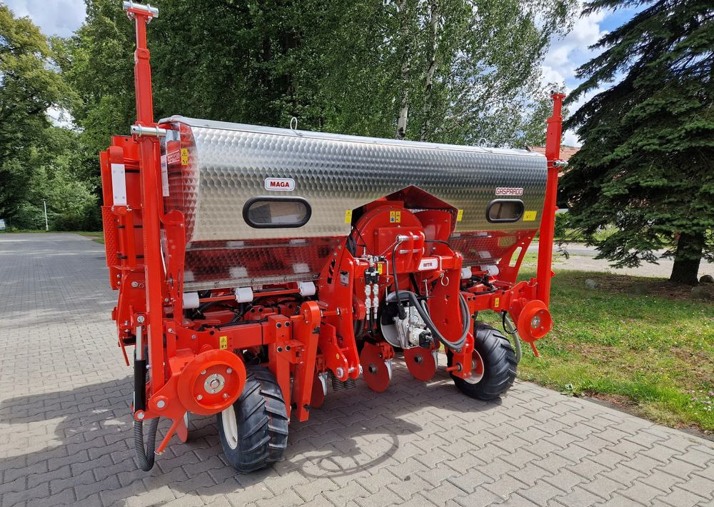 Gaspardo Maga 6 ISOTRONIC - Seed drill: picture 4 Gaspardo Maga 6 ISOTRONIC - Seed drill: picture 4