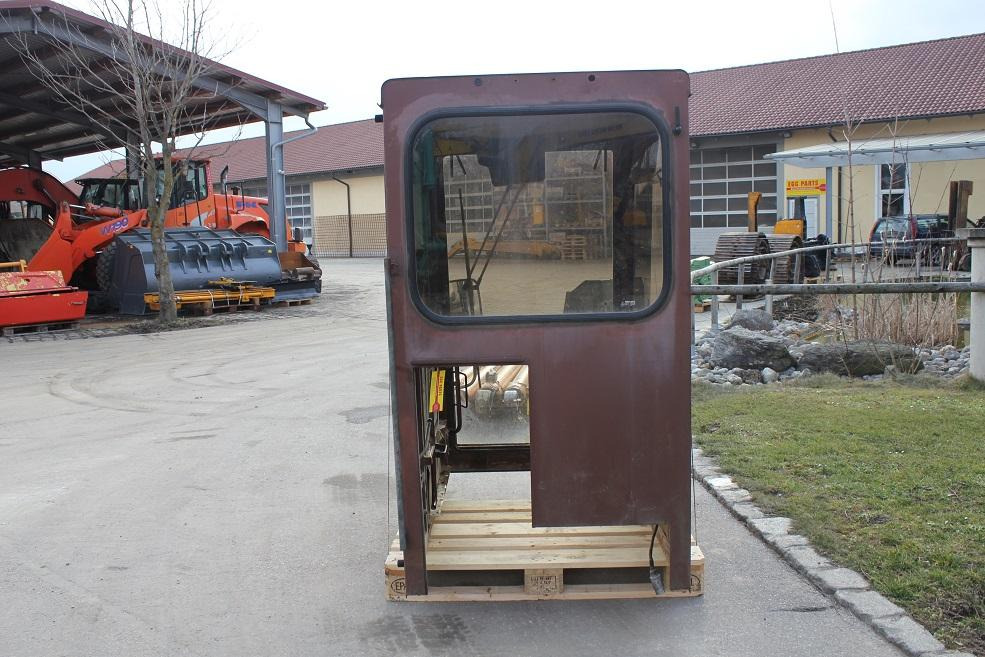 Case 1088 - Cab for Construction machinery: picture 5 Case 1088 - Cab for Construction machinery: picture 5