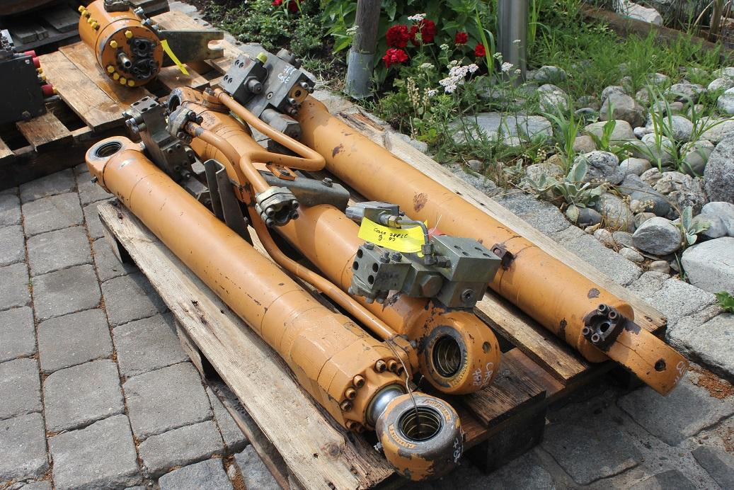 Case 788 LC - Hydraulic cylinder for Construction machinery: picture 2 Case 788 LC - Hydraulic cylinder for Construction machinery: picture 2