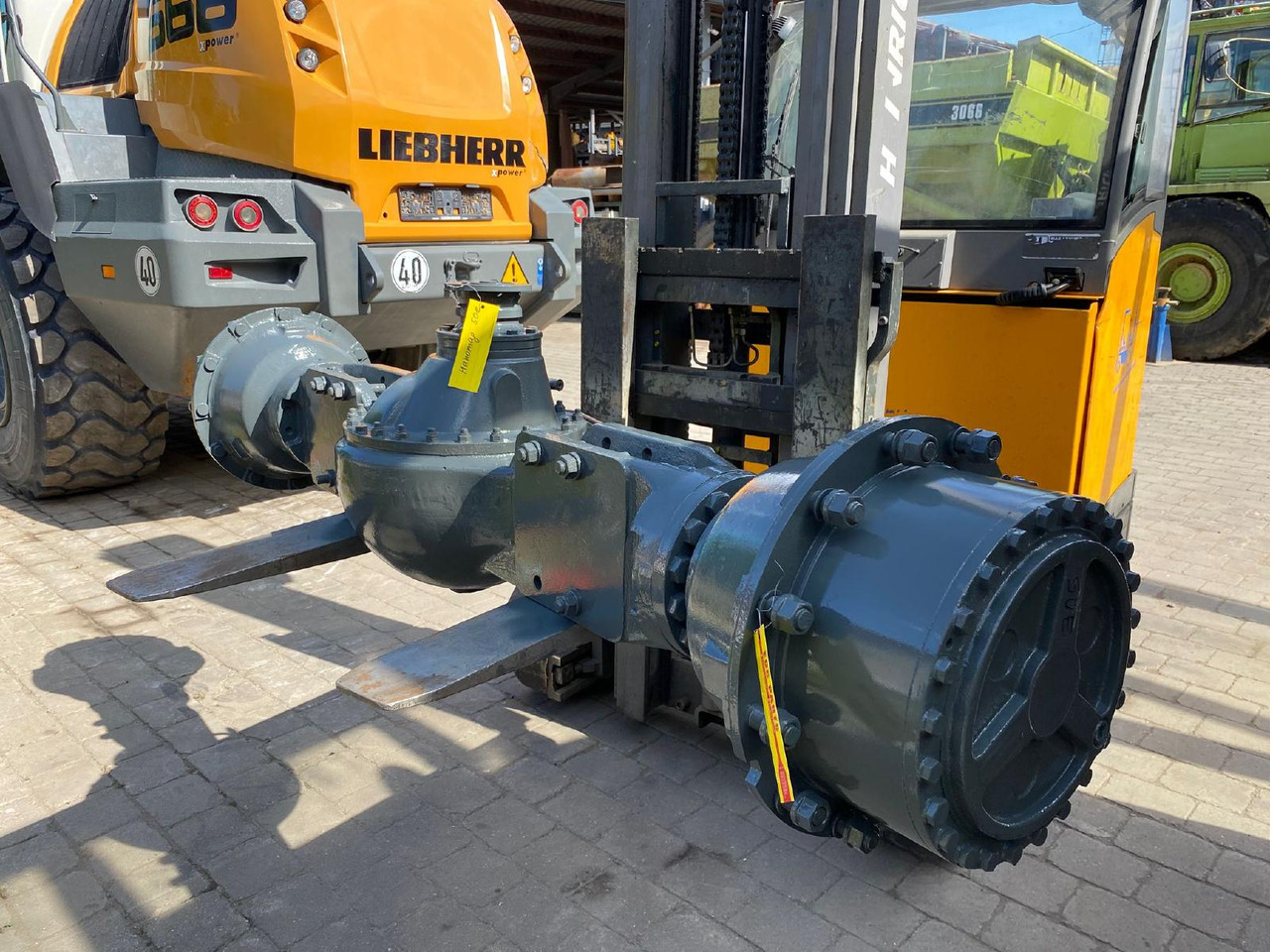 Hanomag 50E - Axle and parts for Construction machinery: picture 2 Hanomag 50E - Axle and parts for Construction machinery: picture 2