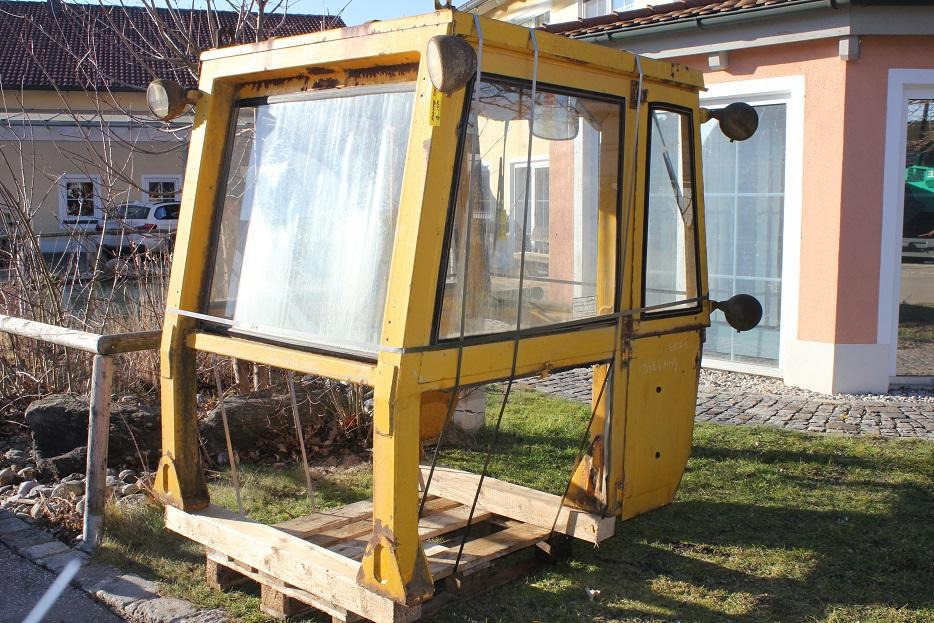 Hanomag 600C , 600 D - Cab for Construction machinery: picture 3 Hanomag 600C , 600 D - Cab for Construction machinery: picture 3