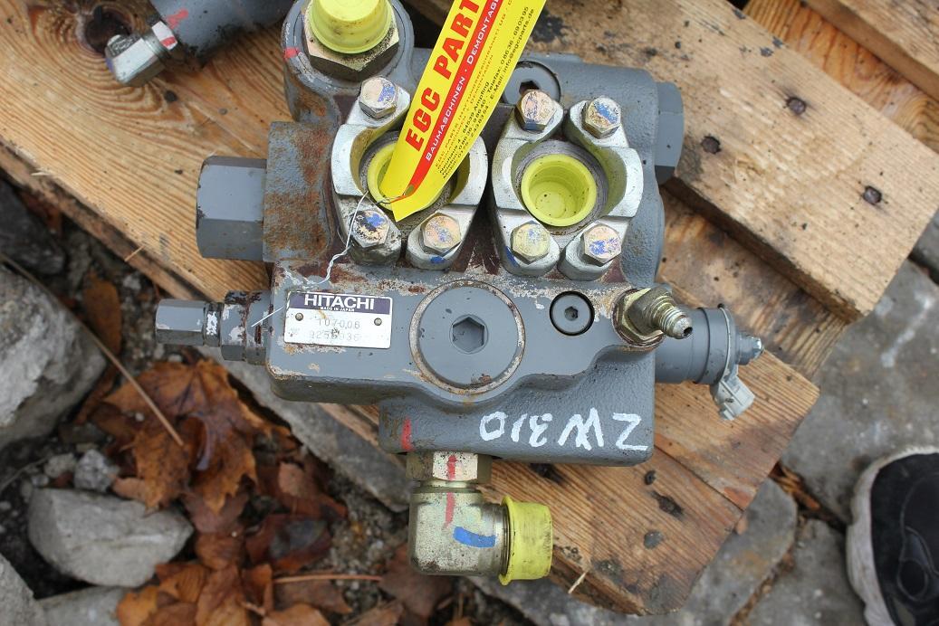 Hitachi ZW 310 - Hydraulic valve for Construction machinery: picture 4 Hitachi ZW 310 - Hydraulic valve for Construction machinery: picture 4