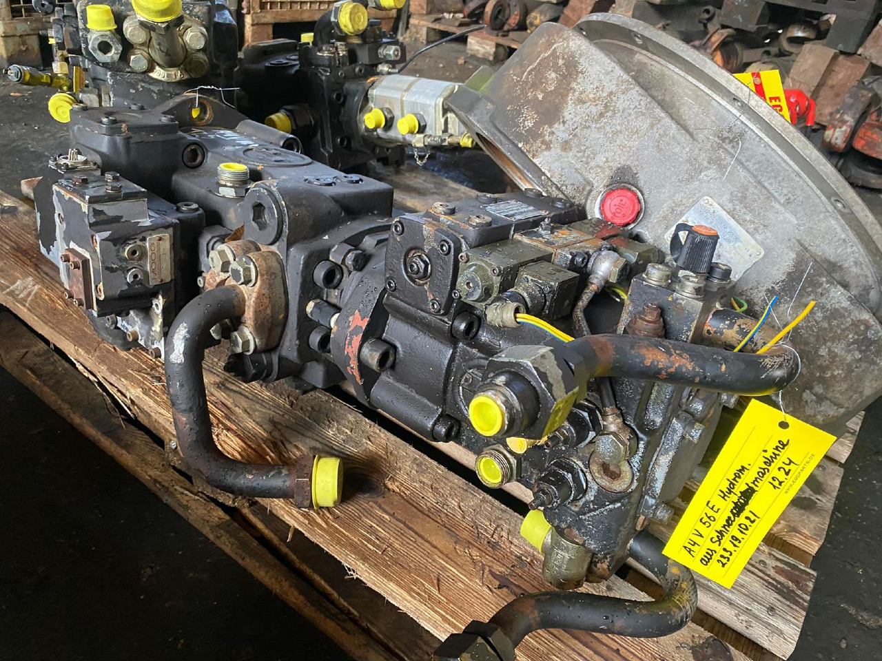 Hydromatik A4V56, A4V125 aus Kässbohrer PB 240D - Hydraulics for Municipal/ Special vehicle: picture 1 Hydromatik A4V56, A4V125 aus Kässbohrer PB 240D - Hydraulics for Municipal/ Special vehicle: picture 1