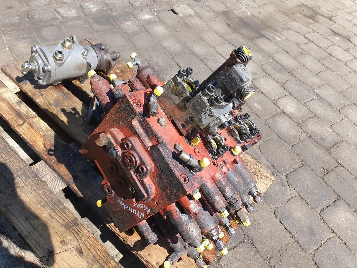 Hyundai Robex 220 LC 9A - Hydraulic valve for Construction machinery: picture 5 Hyundai Robex 220 LC 9A - Hydraulic valve for Construction machinery: picture 5