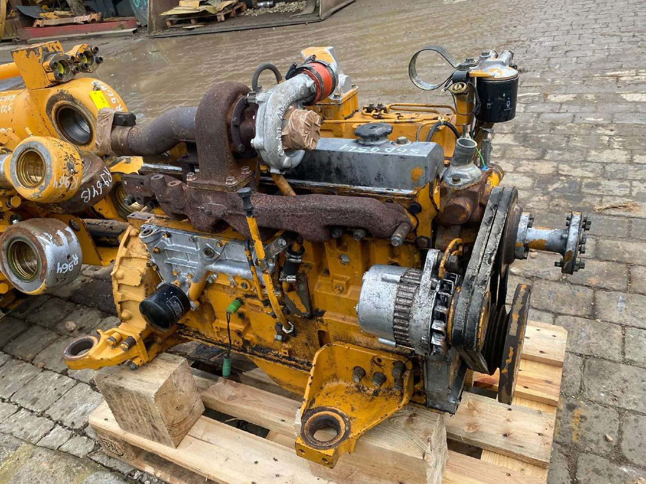 Komatsu S6D95L-1 aus PC 150 - Engine for Construction machinery: picture 3 Komatsu S6D95L-1 aus PC 150 - Engine for Construction machinery: picture 3