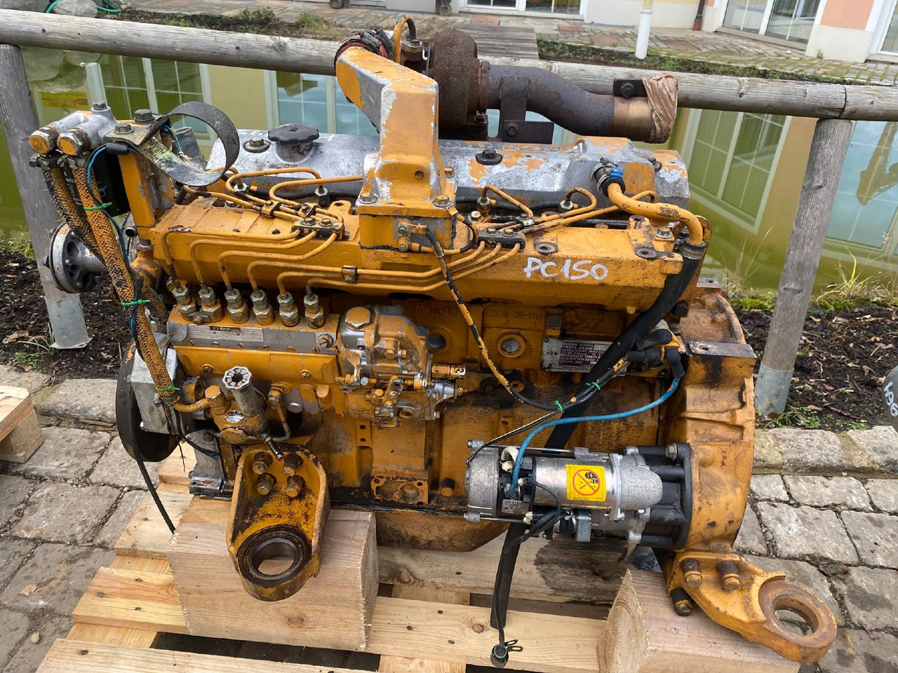 Komatsu S6D95L-1 aus PC 150 - Engine for Construction machinery: picture 1 Komatsu S6D95L-1 aus PC 150 - Engine for Construction machinery: picture 1