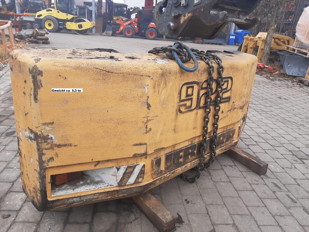 Liebherr A 922 LIT - Counterweight for Excavator: picture 1 Liebherr A 922 LIT - Counterweight for Excavator: picture 1