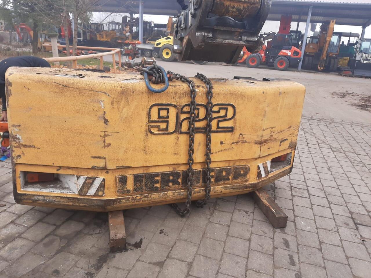 Liebherr A 922 LIT - Counterweight for Excavator: picture 2 Liebherr A 922 LIT - Counterweight for Excavator: picture 2