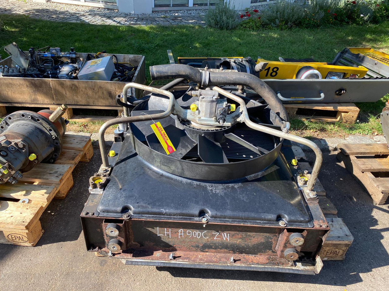 Liebherr A900C ZW - Cooling system for Construction machinery: picture 4 Liebherr A900C ZW - Cooling system for Construction machinery: picture 4