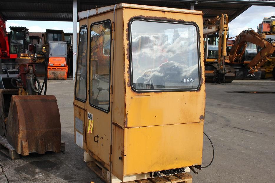 Liebherr A911C - Cab for Construction machinery: picture 5 Liebherr A911C - Cab for Construction machinery: picture 5