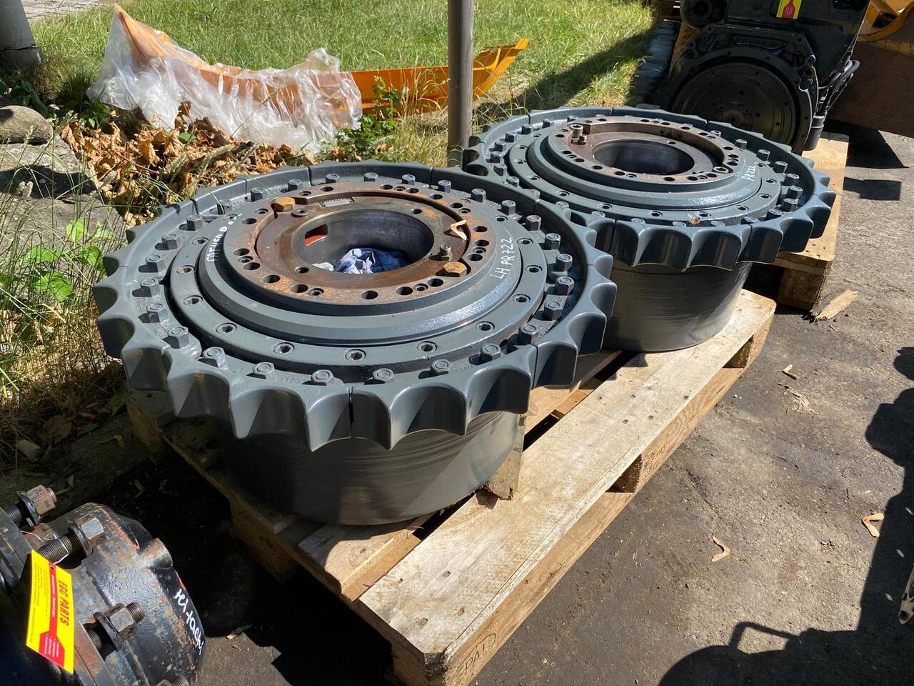 Liebherr FAT 450C - Final drive for Construction machinery: picture 3 Liebherr FAT 450C - Final drive for Construction machinery: picture 3