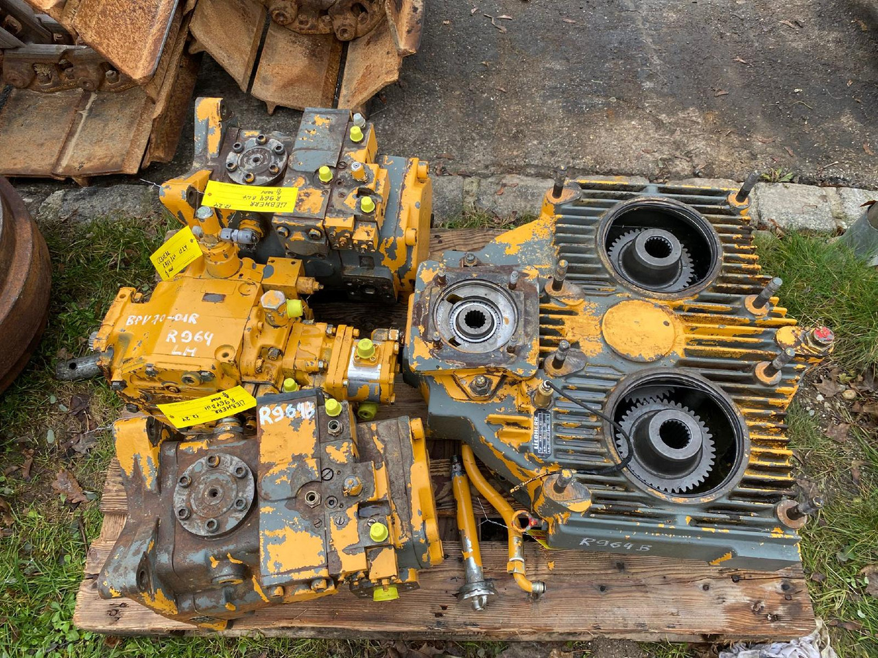 Liebherr LPV 165, MKA 350, Linde BPV 70 aus R964 - Hydraulic pump for Construction machinery: picture 1 Liebherr LPV 165, MKA 350, Linde BPV 70 aus R964 - Hydraulic pump for Construction machinery: picture 1