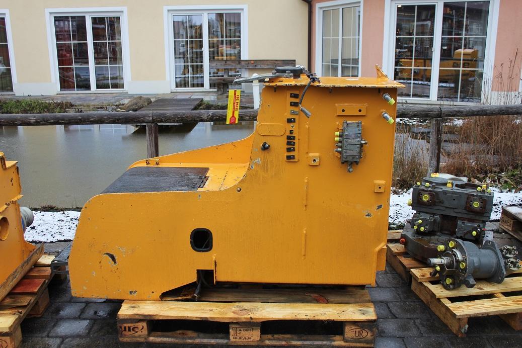 Liebherr R 914 C - Hydraulic tank for Crawler excavator: picture 3 Liebherr R 914 C - Hydraulic tank for Crawler excavator: picture 3