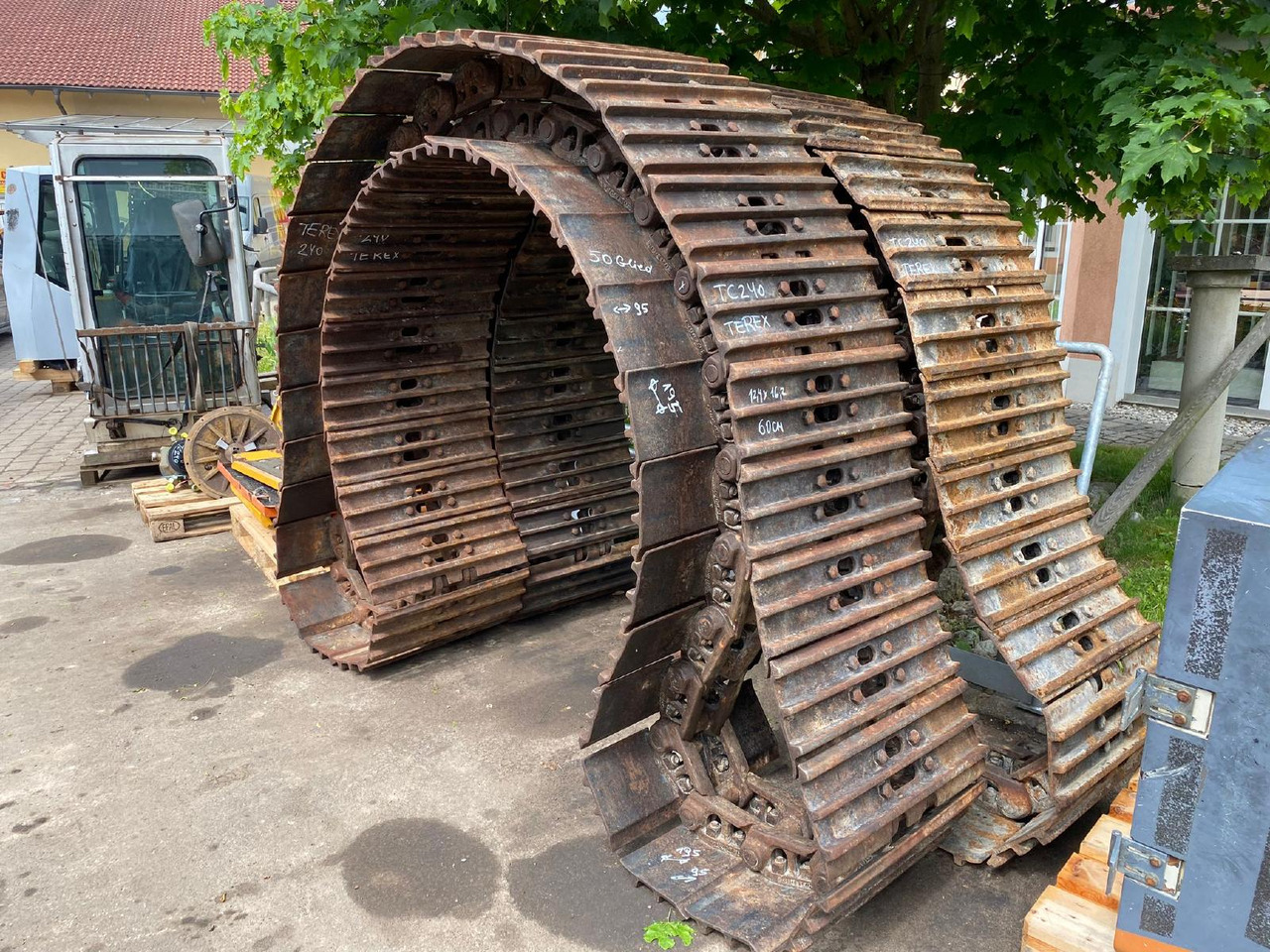 Terex TC 240 - Track for Construction machinery: picture 1 Terex TC 240 - Track for Construction machinery: picture 1