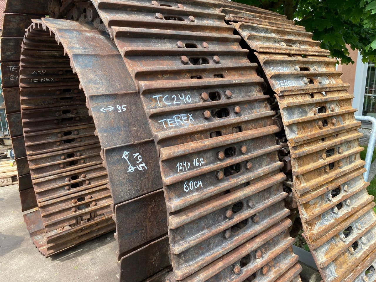 Terex TC 240 - Track for Construction machinery: picture 3 Terex TC 240 - Track for Construction machinery: picture 3