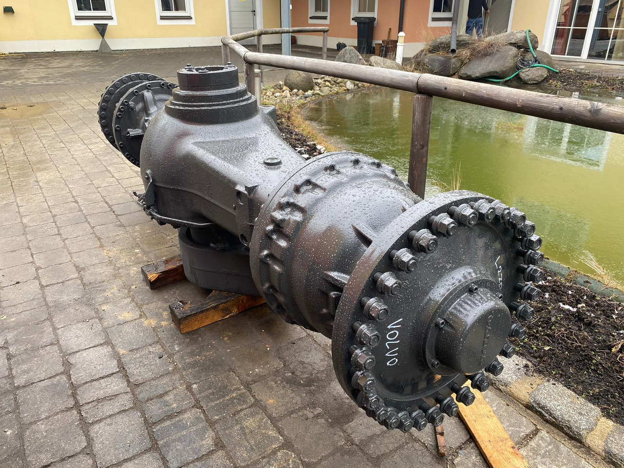 Volvo L220H - Axle and parts for Construction machinery: picture 2 Volvo L220H - Axle and parts for Construction machinery: picture 2