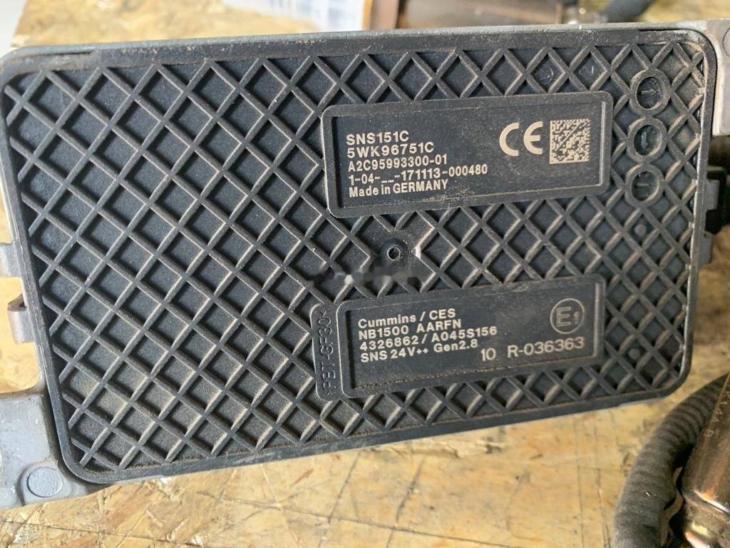 Muffler/ Exhaust system for Truck Cummins DAF euro 6 / euro 5 do regeneracji 5WK96751C DAF 4326862 Czujnik NOX, SONDA PRZED KATALIZATOREM Oryginał truck: picture 7 Muffler/ Exhaust system for Truck Cummins DAF euro 6 / euro 5 do regeneracji 5WK96751C DAF 4326862 Czujnik NOX, SONDA PRZED KATALIZATOREM Oryginał truck: picture 7