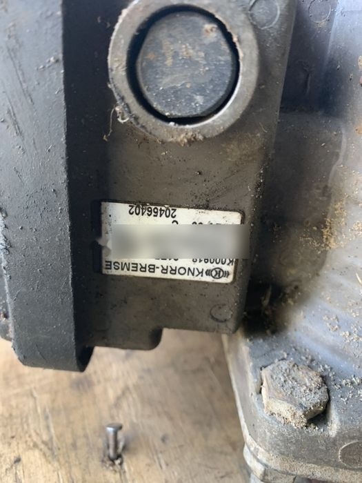 Knorr-Bremse SCANIA MAN VOVLO MAN K000918 / K000919 / K000917 - Brake valve for Truck: picture 2 Knorr-Bremse SCANIA MAN VOVLO MAN K000918 / K000919 / K000917 - Brake valve for Truck: picture 2