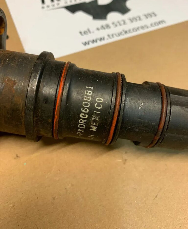 Paliwa Cummins STC 3076130 KTA19 3076130 - Injector for Truck: picture 2 Paliwa Cummins STC 3076130 KTA19 3076130 - Injector for Truck: picture 2