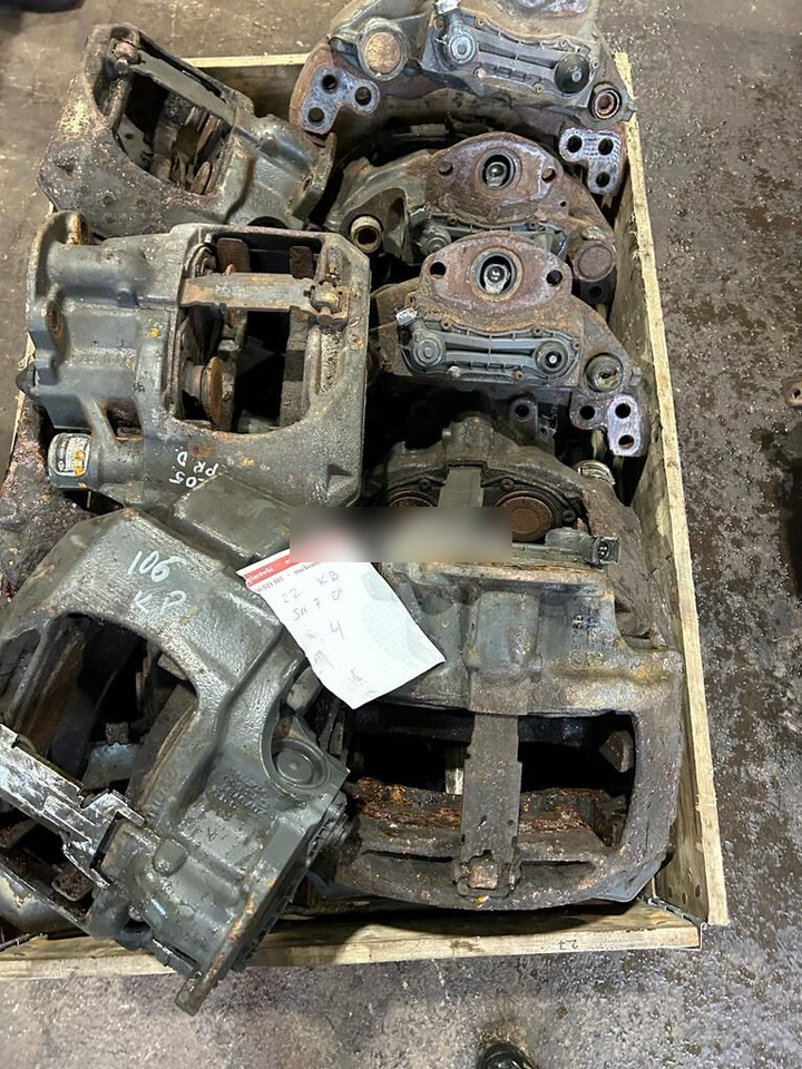 Solaris SB7 RADIAL AUTOBUS K002962 / K002963 Solaris - Brake caliper for Truck: picture 4 Solaris SB7 RADIAL AUTOBUS K002962 / K002963 Solaris - Brake caliper for Truck: picture 4