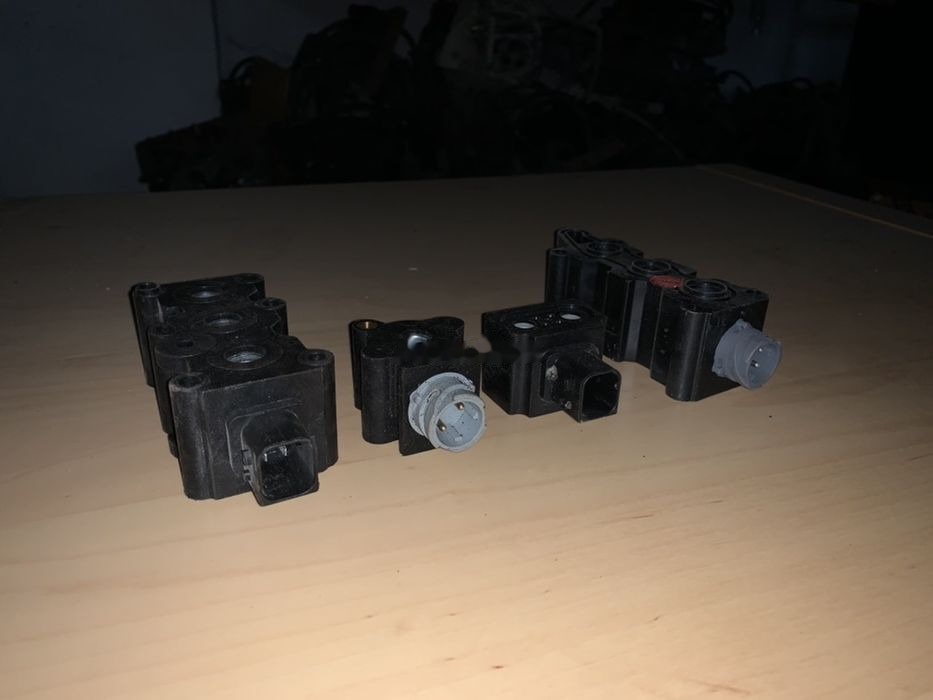 WABCO Cewka zawór osuszacza Volvo ECAS różne rodzaje Hurt części 4422032631 - Brake valve for Truck: picture 1 WABCO Cewka zawór osuszacza Volvo ECAS różne rodzaje Hurt części 4422032631 - Brake valve for Truck: picture 1