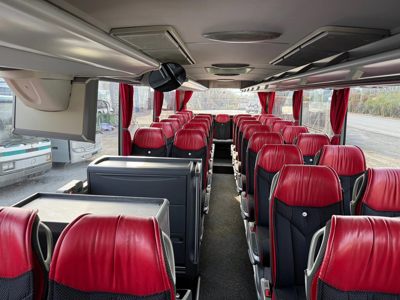 Coach Mercedes-Benz Tourismo: picture 7