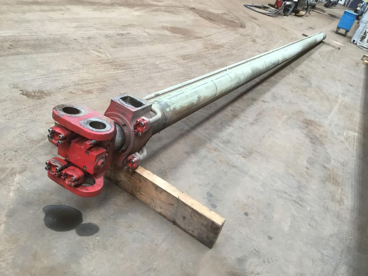 FAUN ATF 50 G-3 1e telescopic cylinder - Hydraulic cylinder for Mobile crane: picture 2 FAUN ATF 50 G-3 1e telescopic cylinder - Hydraulic cylinder for Mobile crane: picture 2